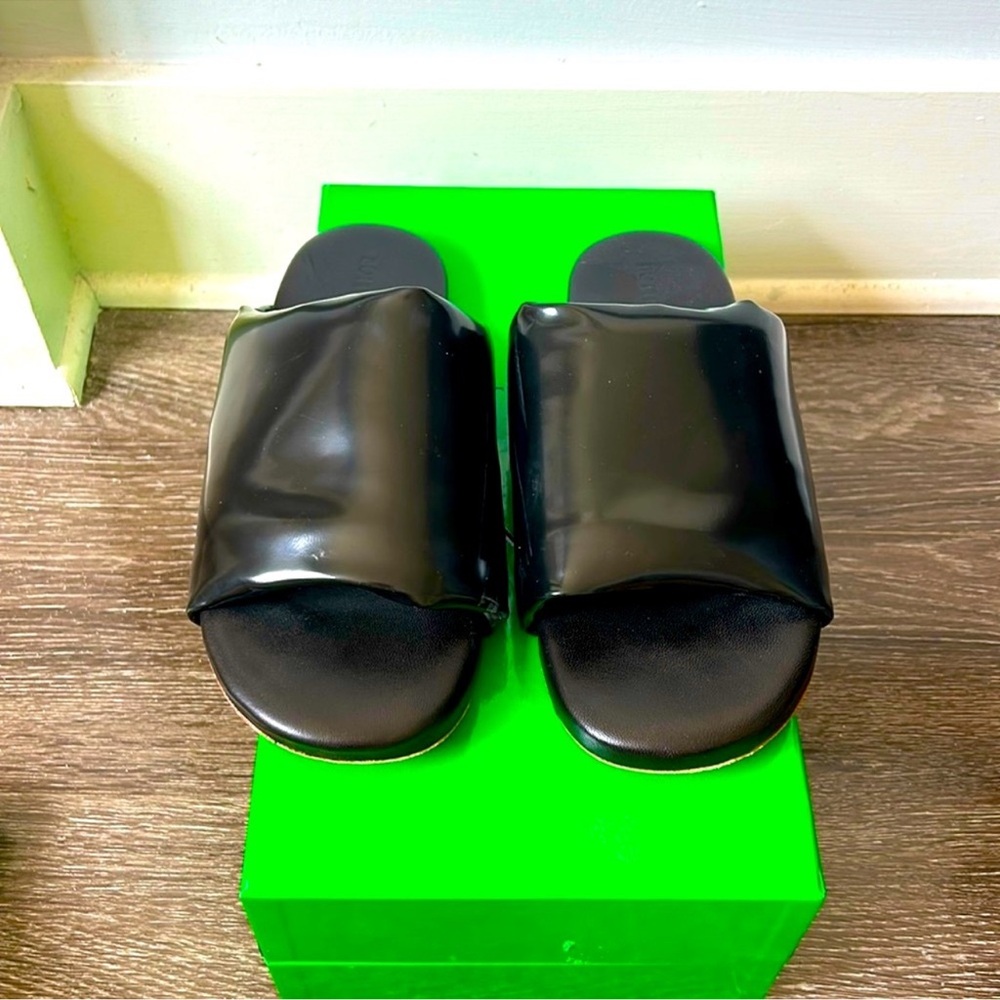 Bottega Veneta Glossy Cushion Slides